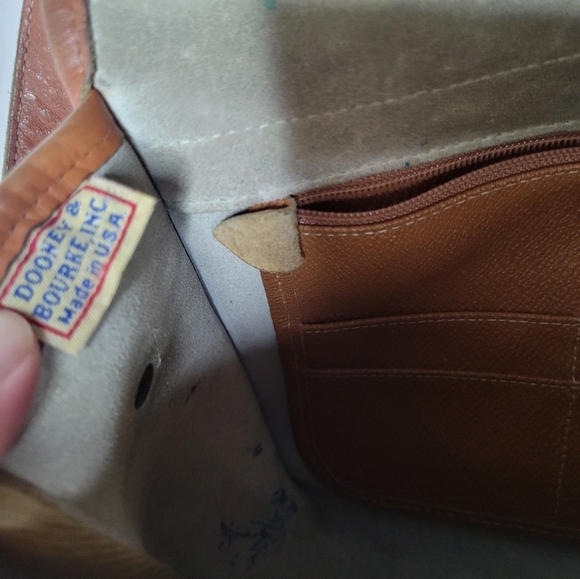 DB white British tan equestrian - Picture 16 of 16